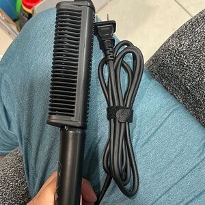 Sleek Black Hair Styling Brush